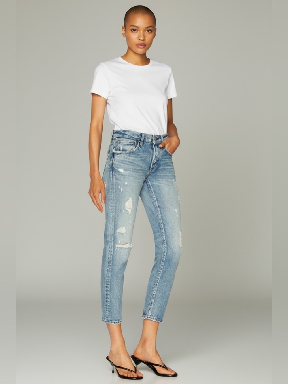 MOUSSY Vintage Aberdeen Tapered distressed jeans in blue cotton denim - Picture 7 of 16